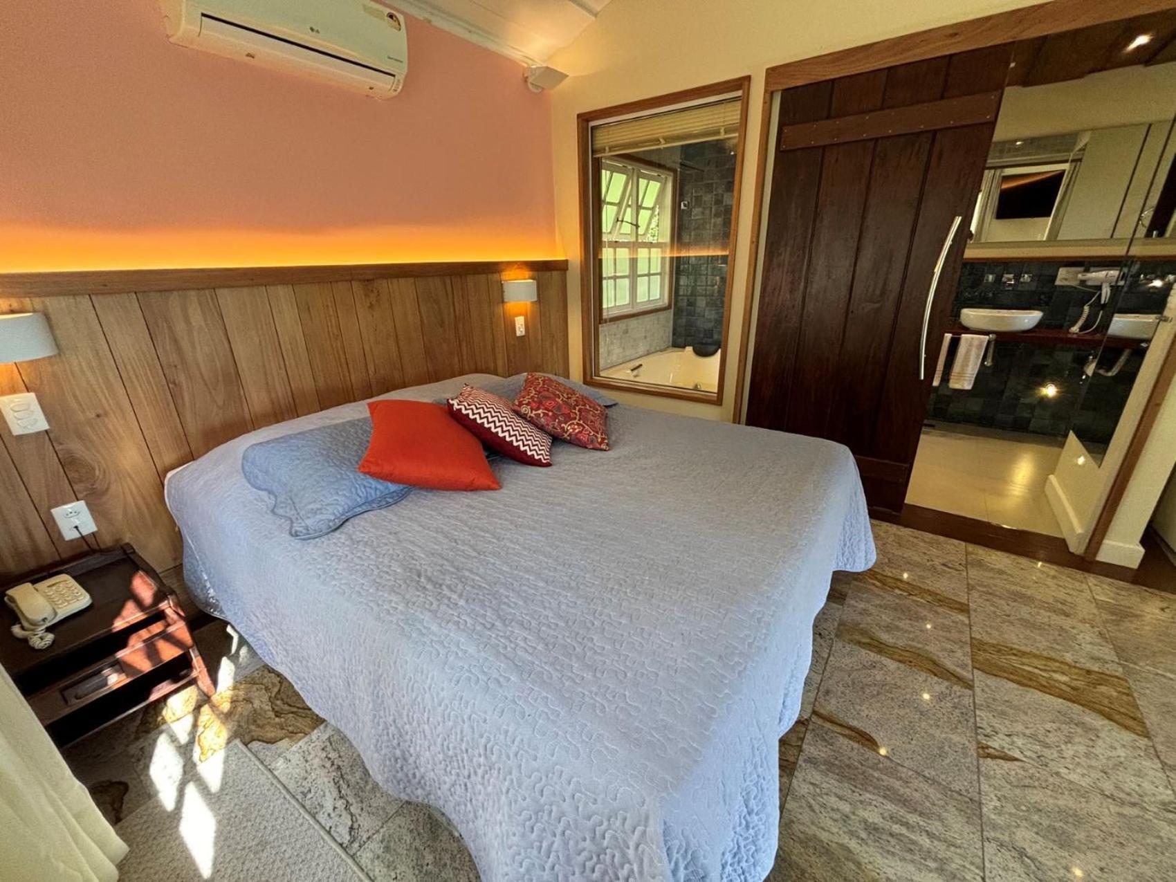 Auberge Suisse Pousada 노바프리부르구 외부 사진