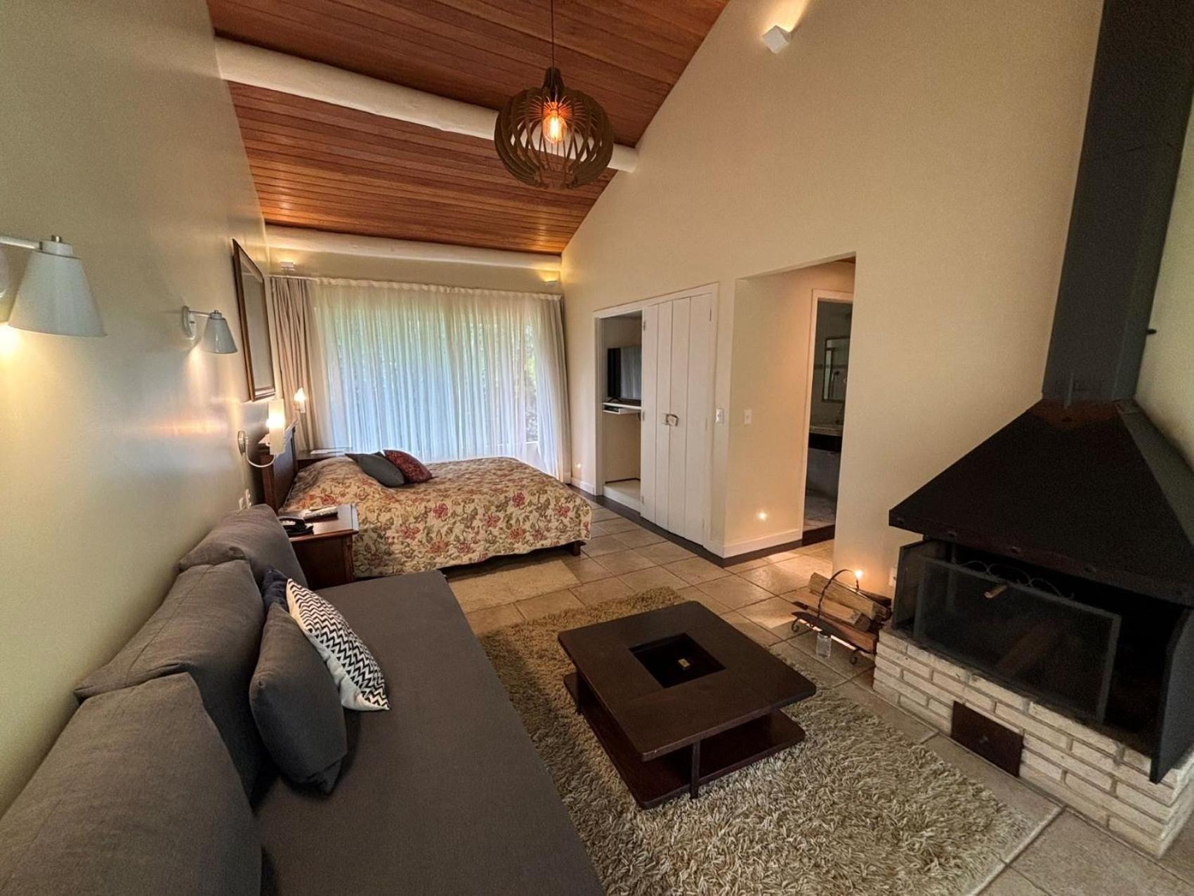 Auberge Suisse Pousada 노바프리부르구 외부 사진