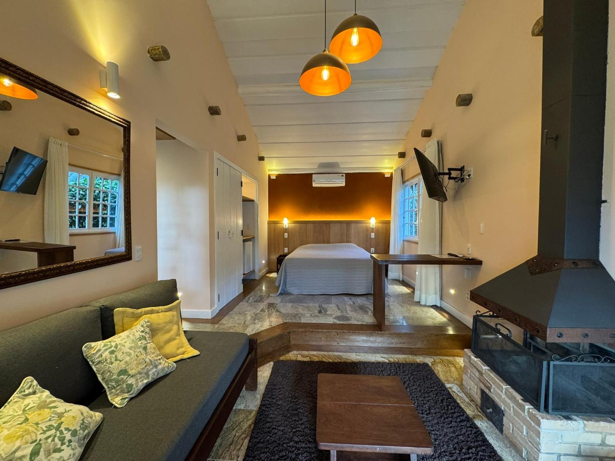 Auberge Suisse Pousada 노바프리부르구 외부 사진